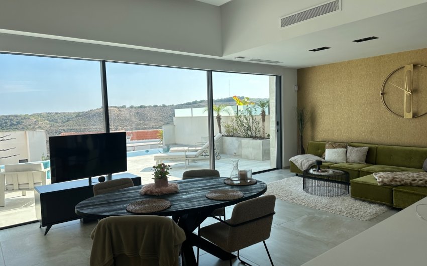 Resale - Villa -
Ciudad Quesada