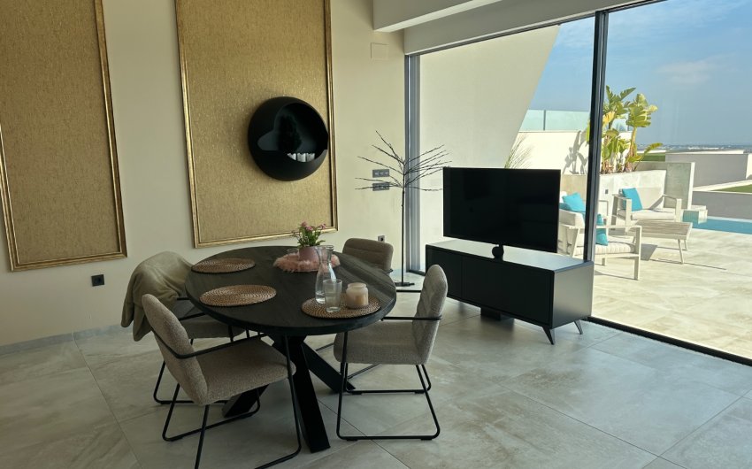 Resale - Villa -
Ciudad Quesada