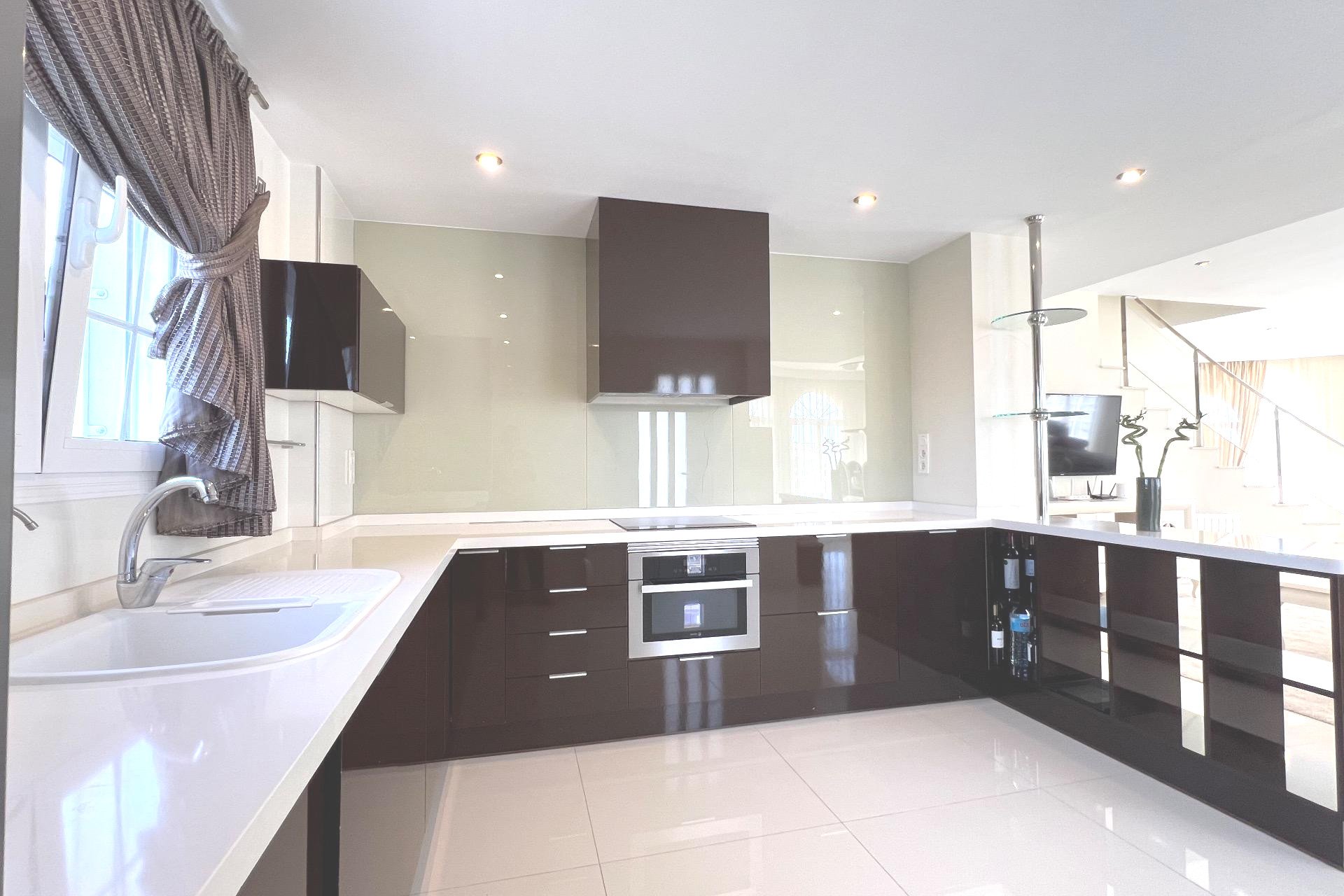 Resale - Villa -
Ciudad Quesada