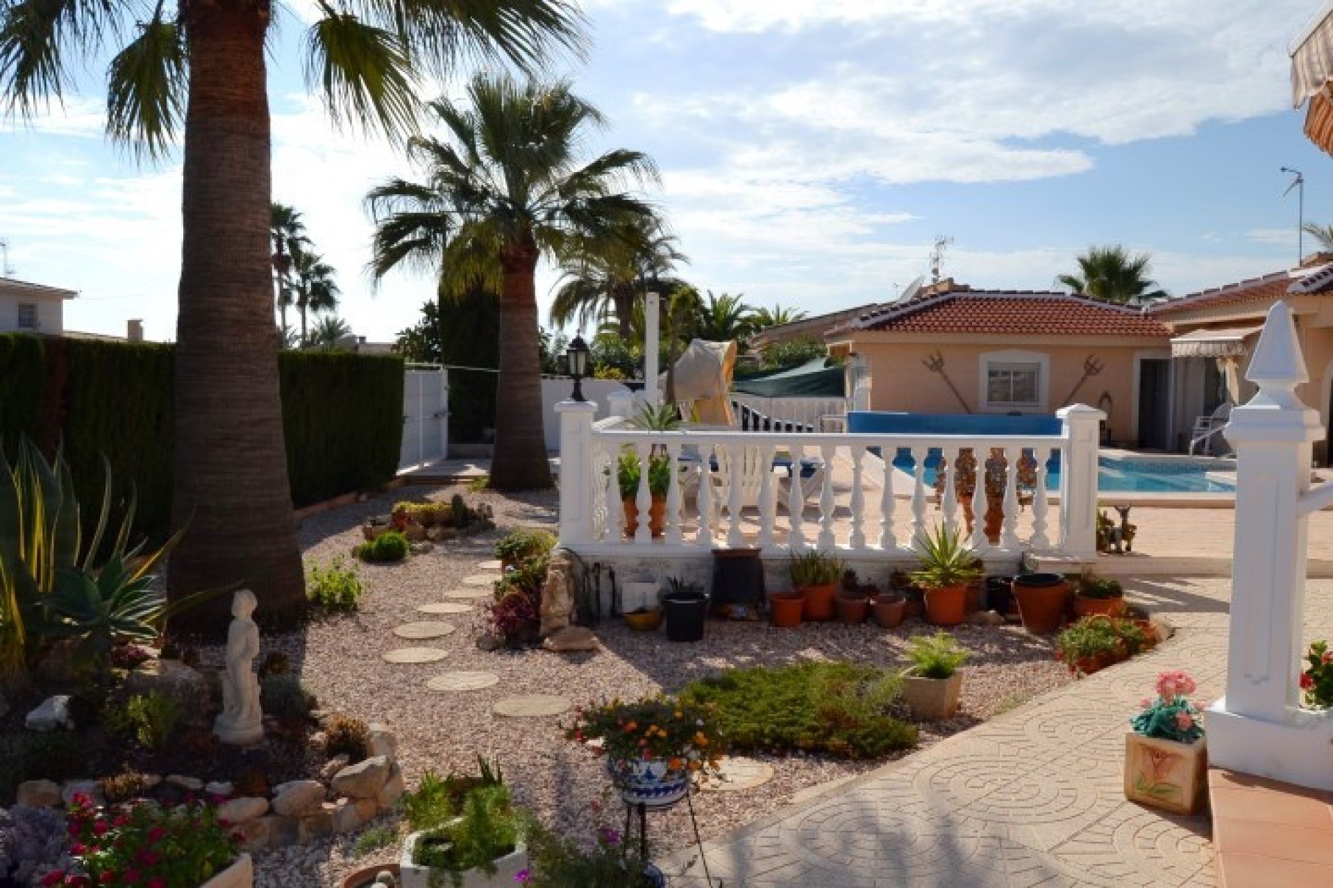 Resale - Villa -
Ciudad Quesada