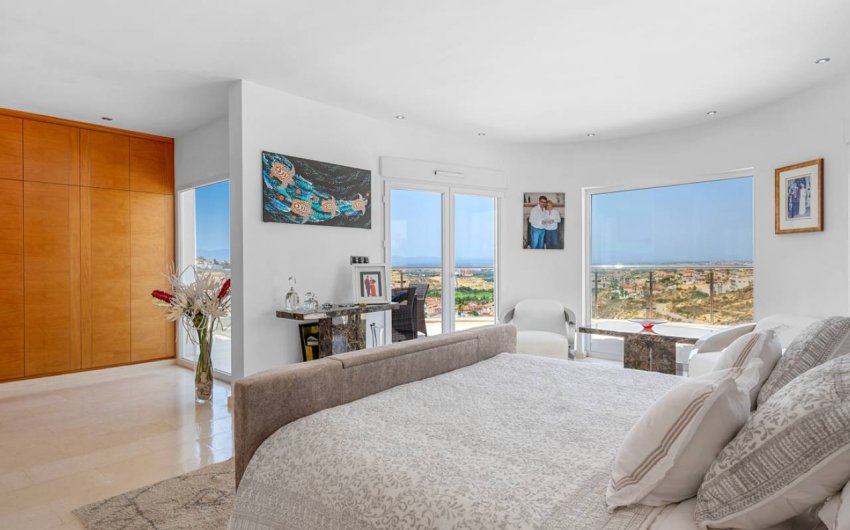 Resale - Villa -
Ciudad Quesada