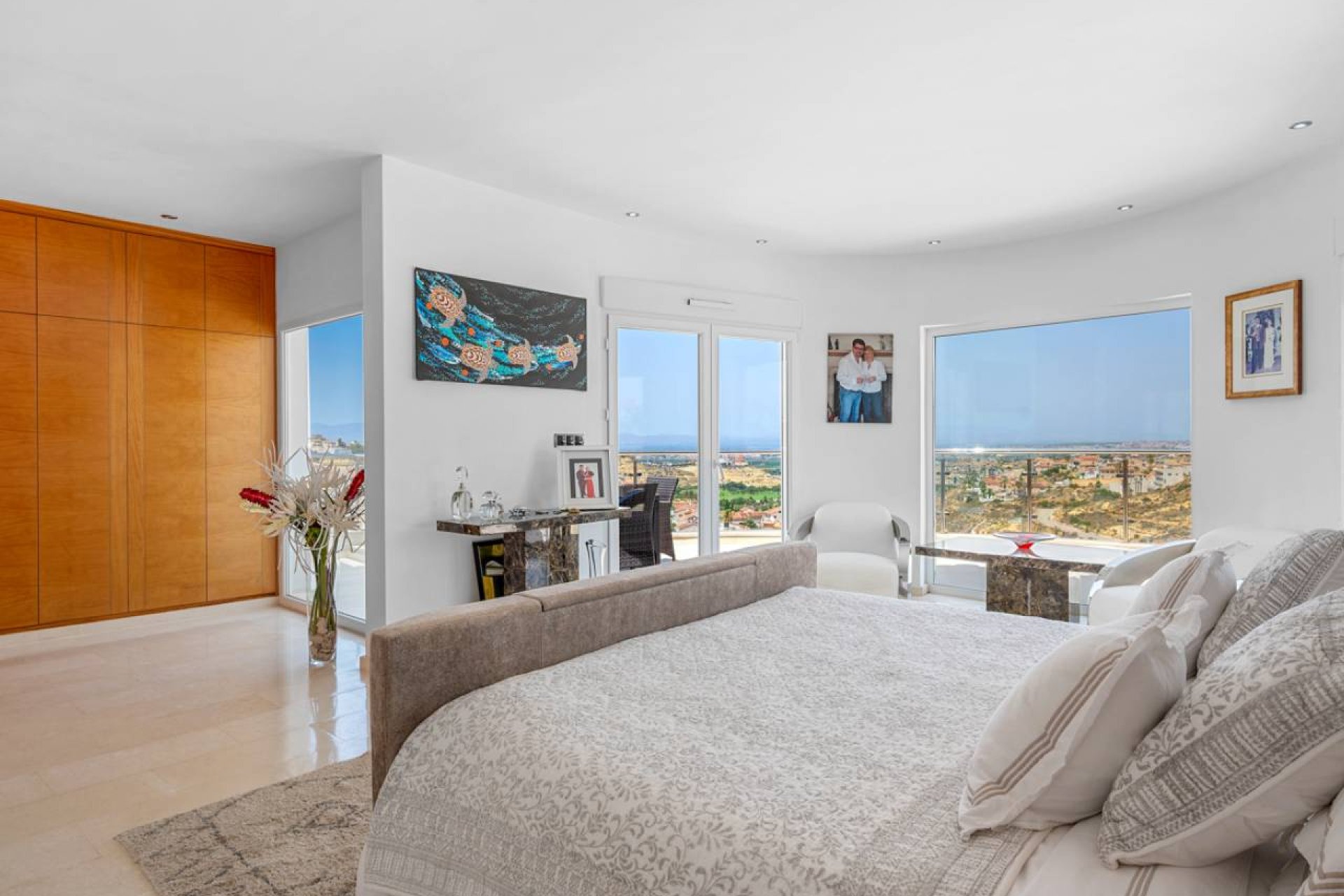 Resale - Villa -
Ciudad Quesada