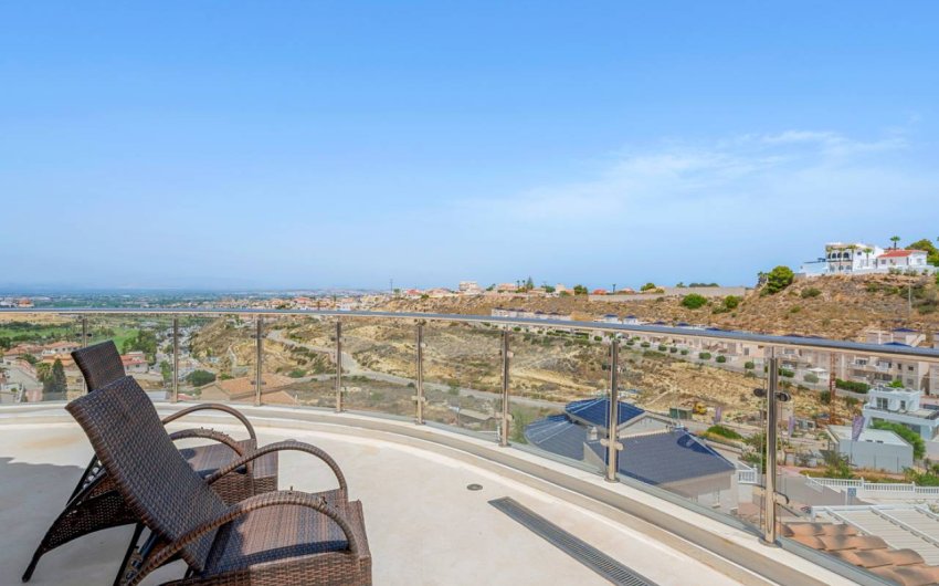 Resale - Villa -
Ciudad Quesada