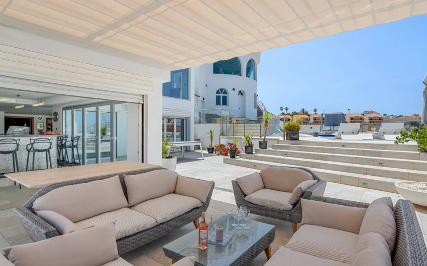 Resale - Villa -
Ciudad Quesada