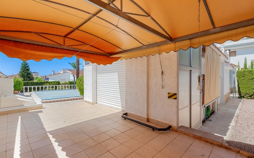 Resale - Villa -
Ciudad Quesada