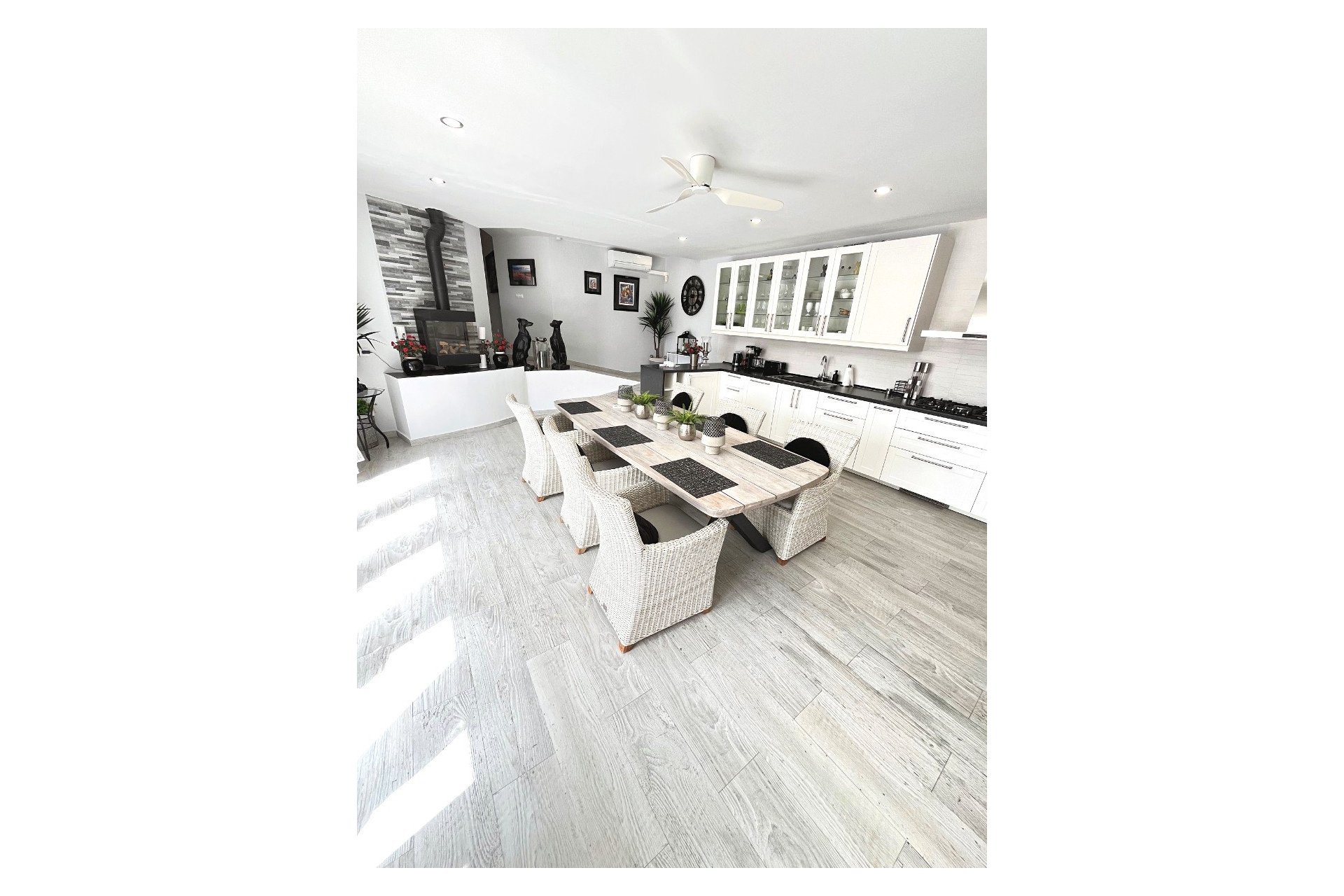 Resale - Villa -
Ciudad Quesada