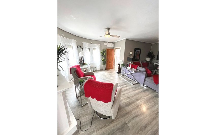 Resale - Villa -
Ciudad Quesada