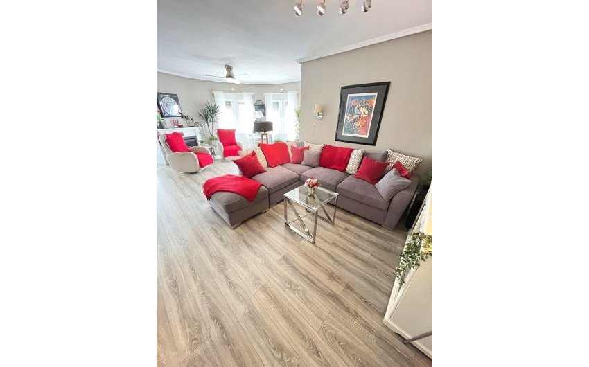 Resale - Villa -
Ciudad Quesada