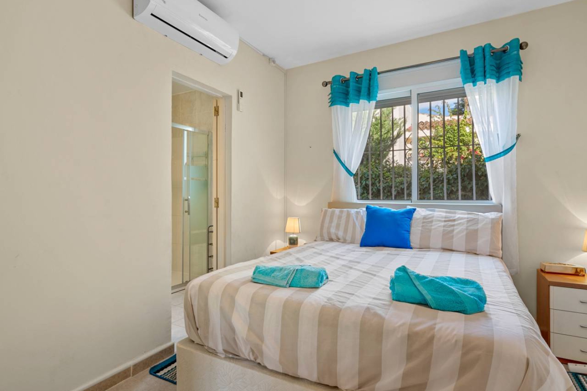 Resale - Villa -
Ciudad Quesada