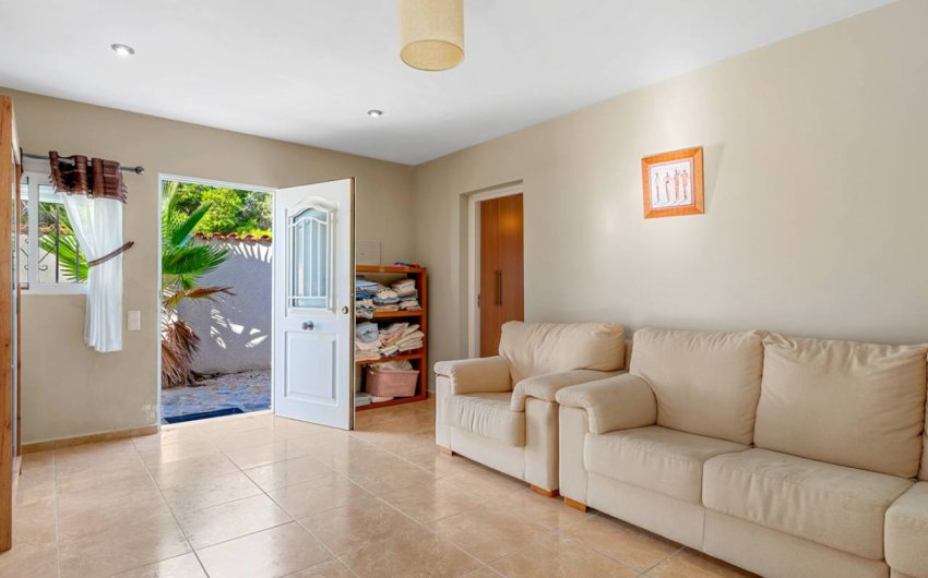 Resale - Villa -
Ciudad Quesada