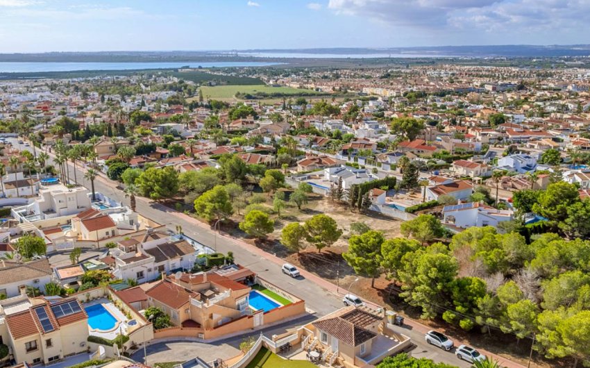 Resale - Villa -
Ciudad Quesada