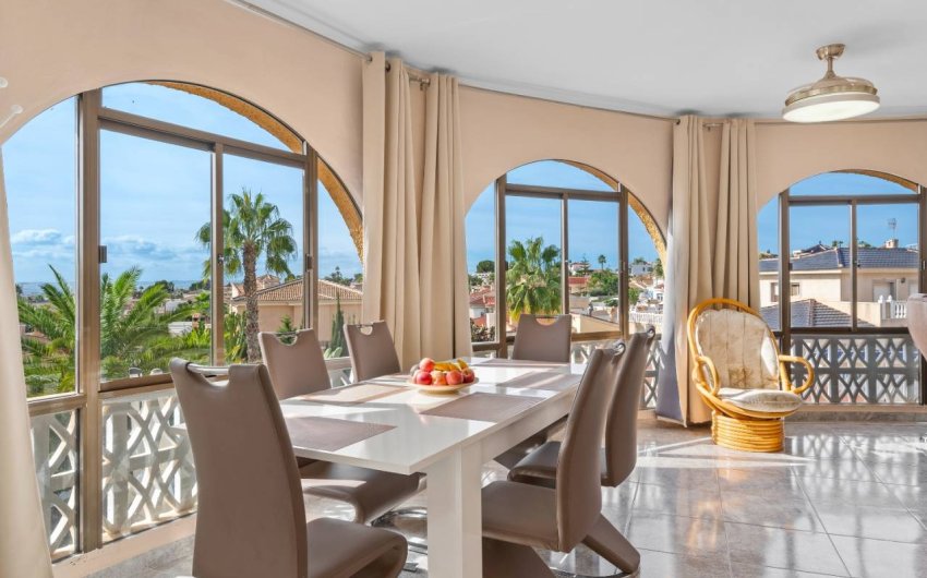 Resale - Villa -
Ciudad Quesada