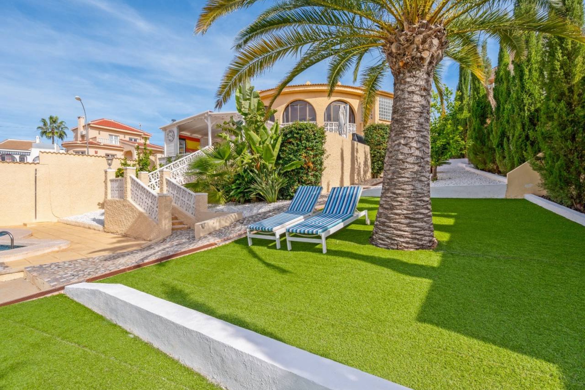 Resale - Villa -
Ciudad Quesada