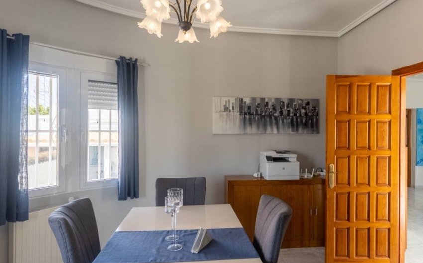 Resale - Villa -
Ciudad Quesada