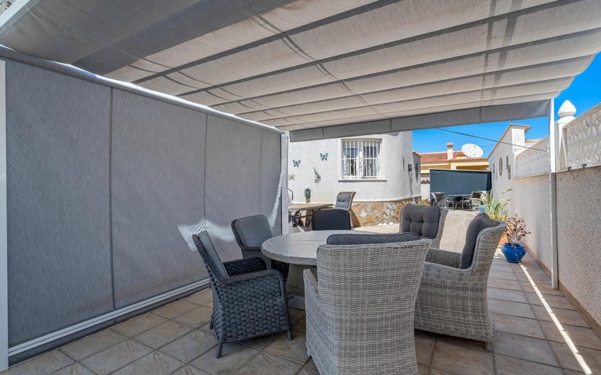 Resale - Villa -
Ciudad Quesada