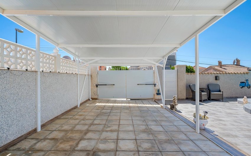 Resale - Villa -
Ciudad Quesada