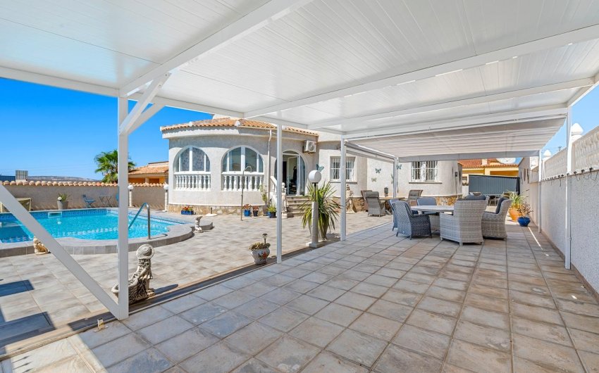 Resale - Villa -
Ciudad Quesada