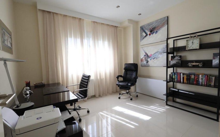 Resale - Villa -
Ciudad Quesada