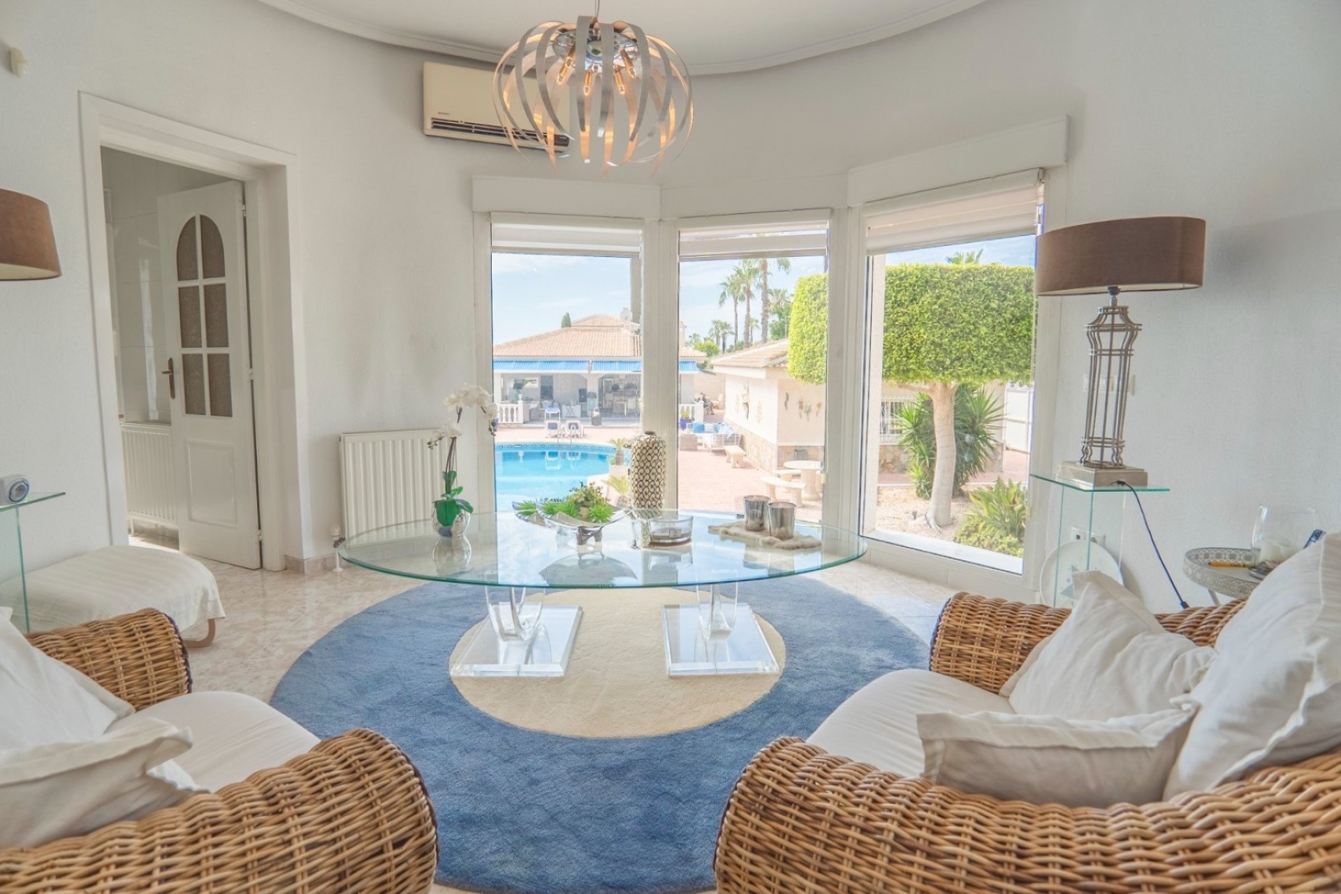 Resale - Villa -
Ciudad Quesada