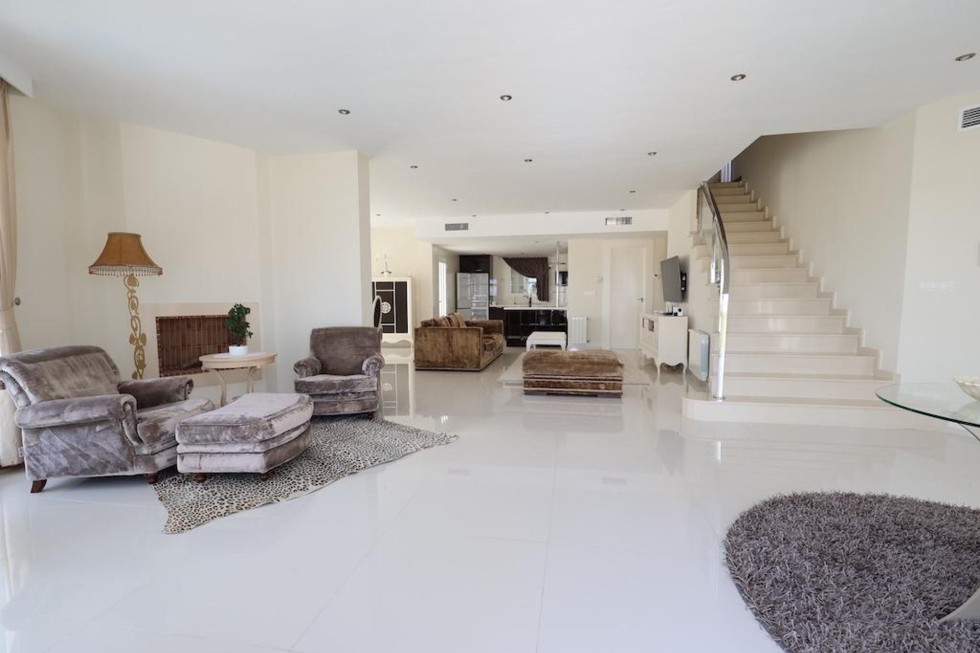 Resale - Villa -
Ciudad Quesada