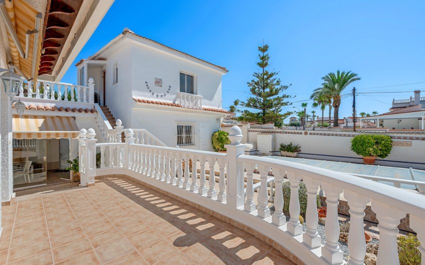 Resale - Villa -
Ciudad Quesada