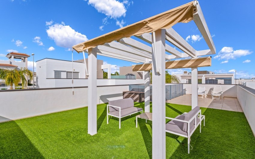 Resale - Villa -
Ciudad Quesada