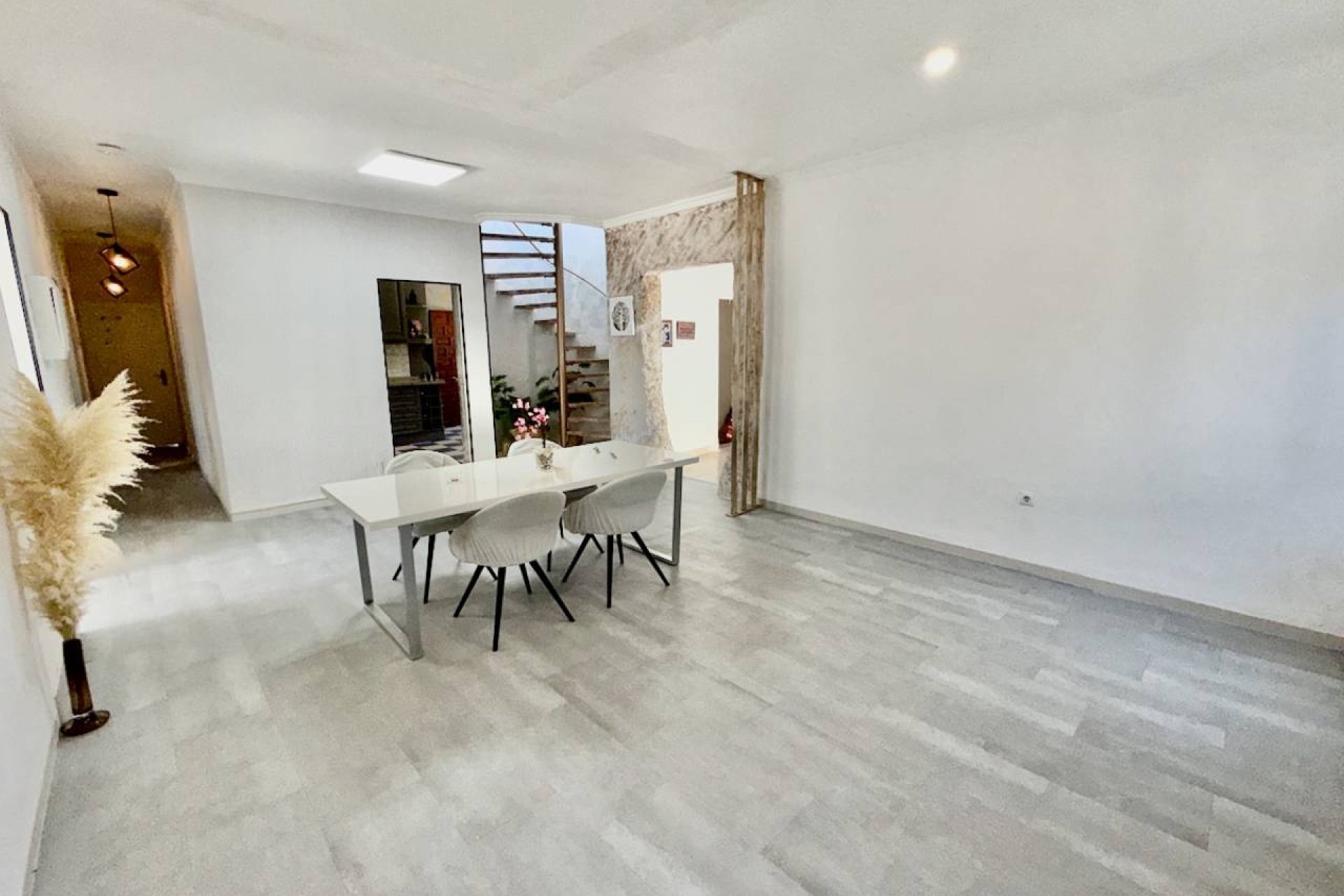 Resale - Villa -
Ciudad Quesada