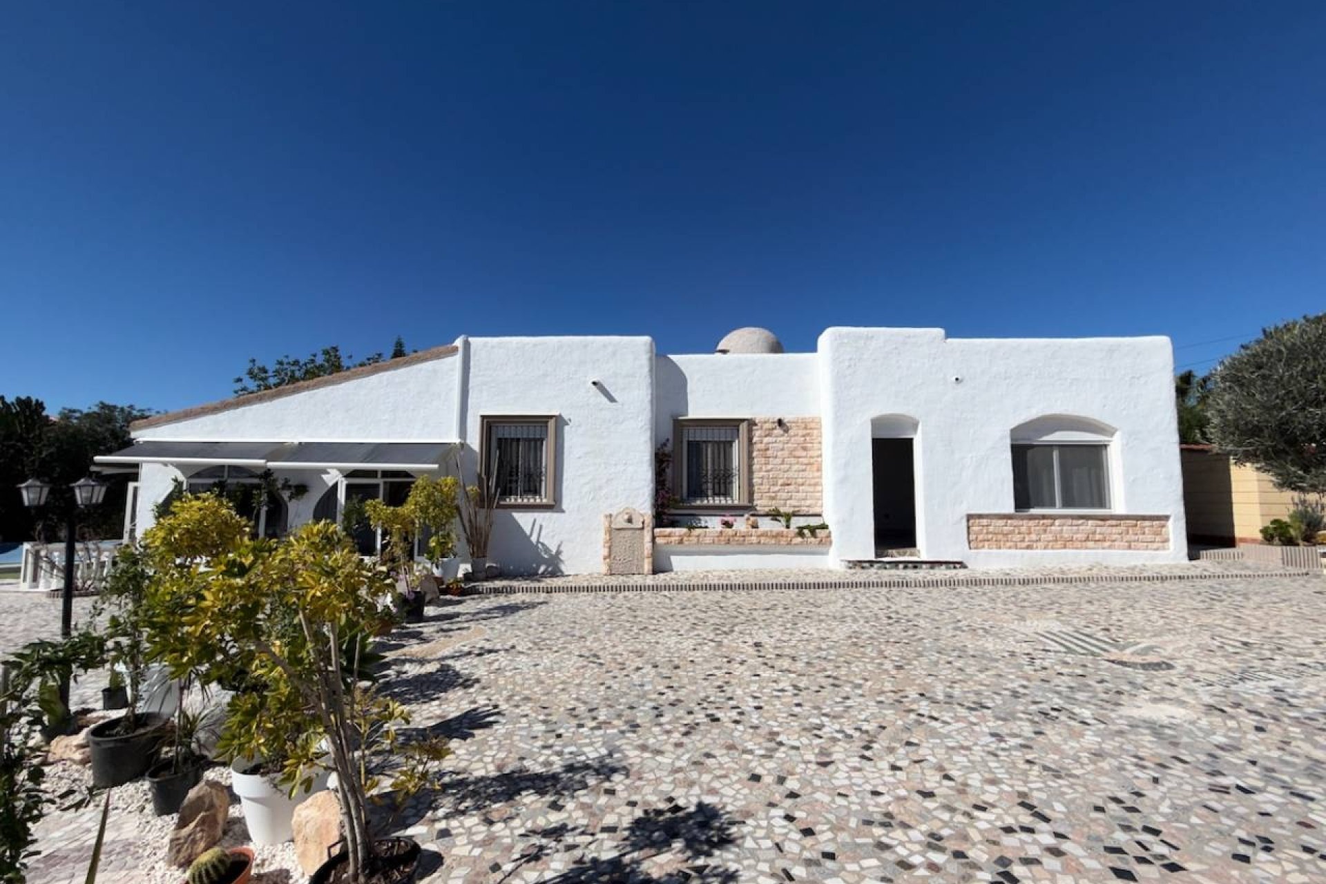 Resale - Villa -
Ciudad Quesada