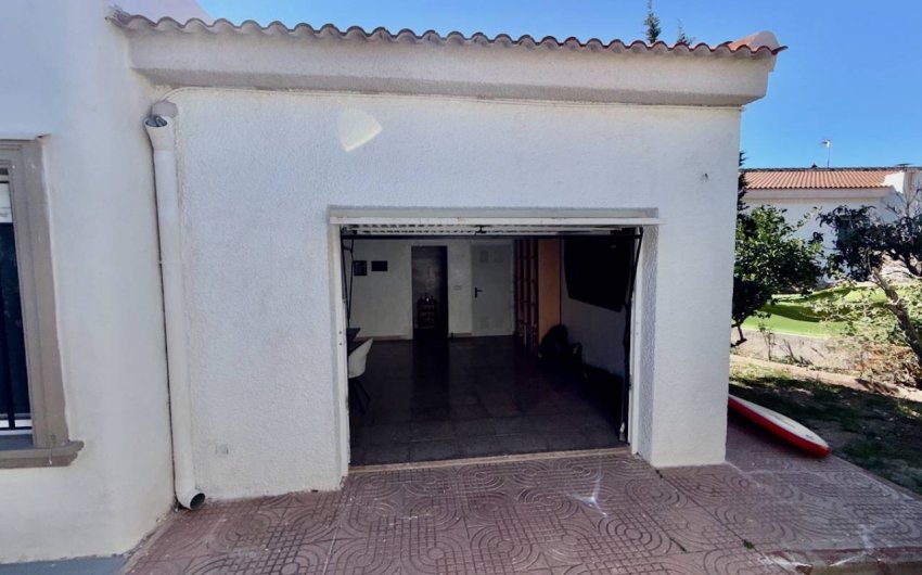 Resale - Villa -
Ciudad Quesada