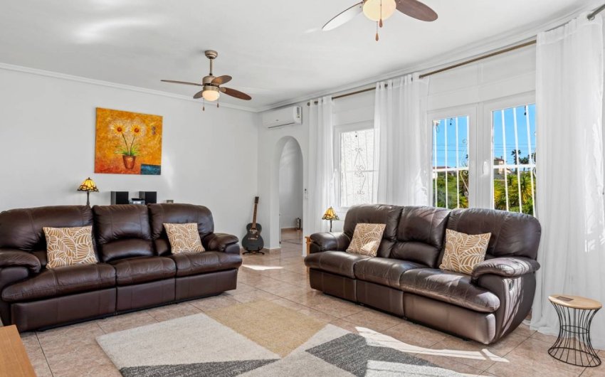 Resale - Villa -
Ciudad Quesada