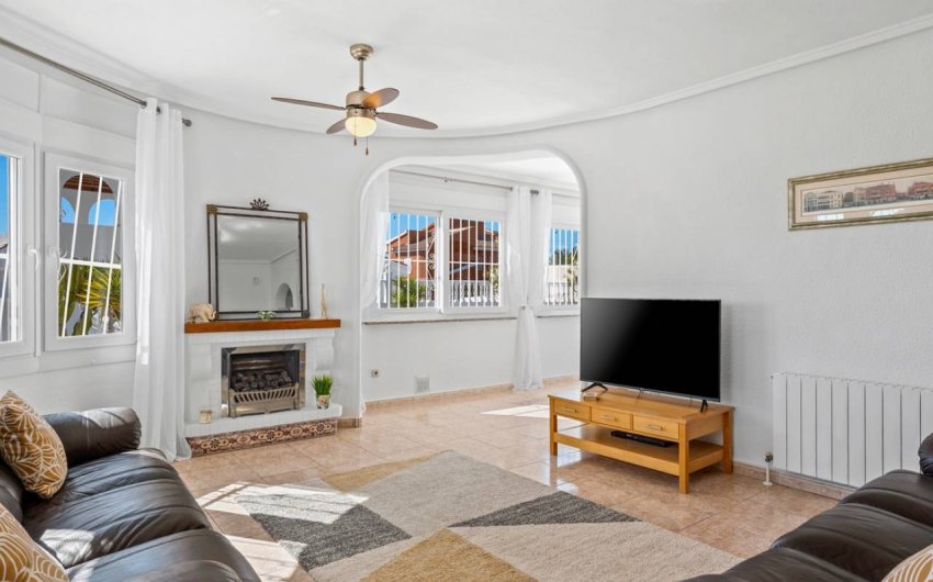 Resale - Villa -
Ciudad Quesada