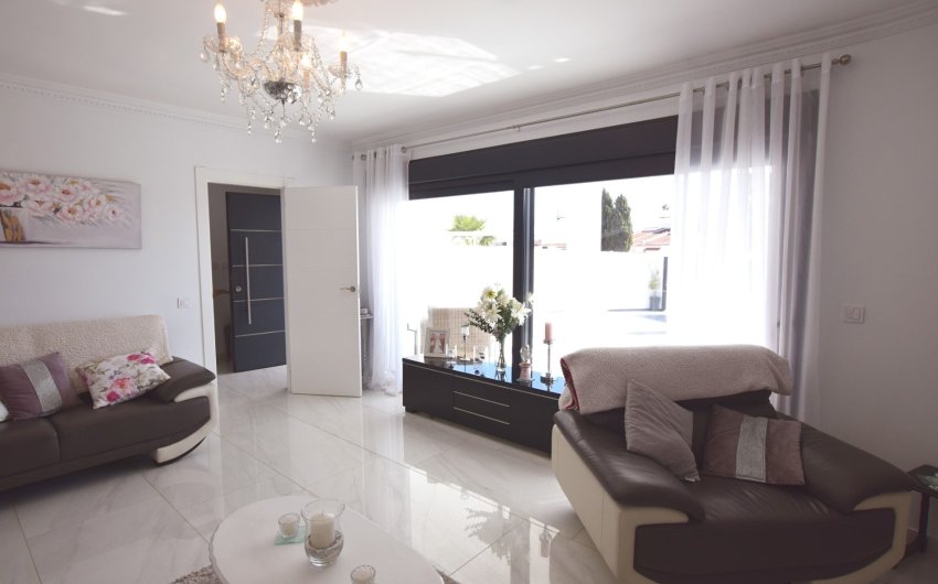 Resale - Villa -
Ciudad Quesada