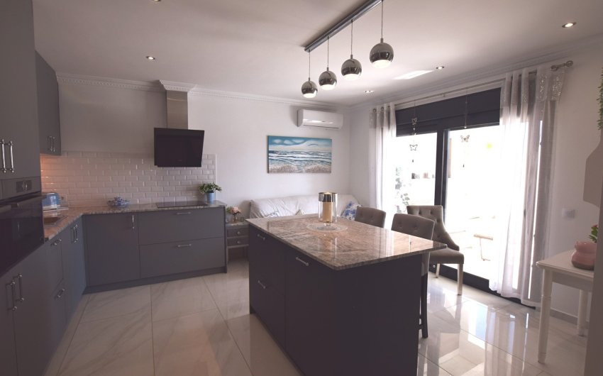 Resale - Villa -
Ciudad Quesada