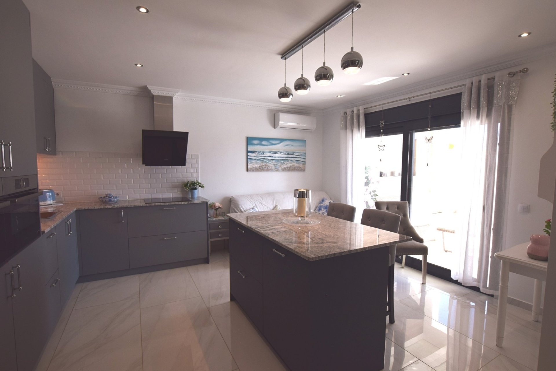 Resale - Villa -
Ciudad Quesada