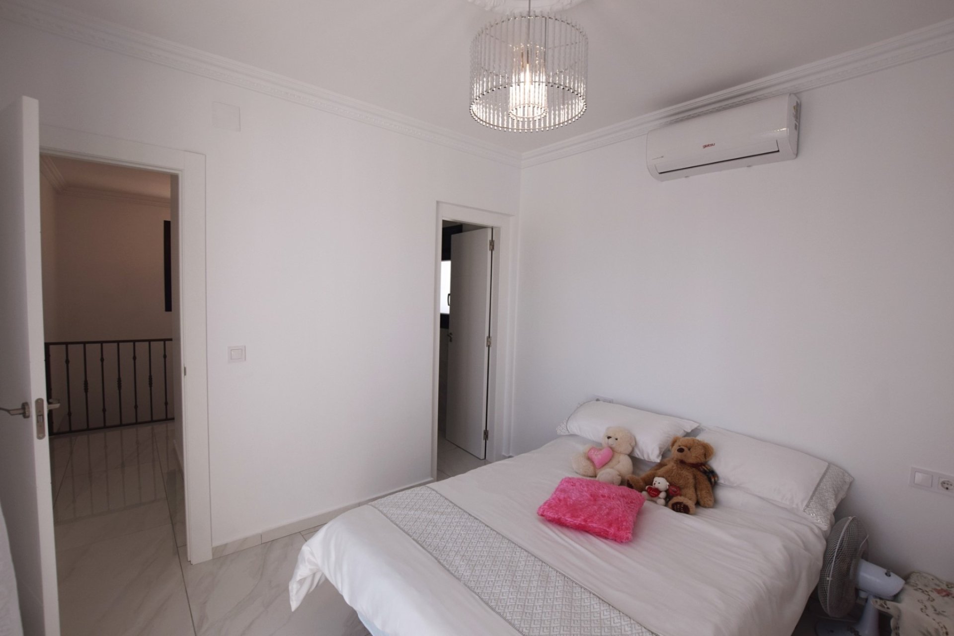 Resale - Villa -
Ciudad Quesada