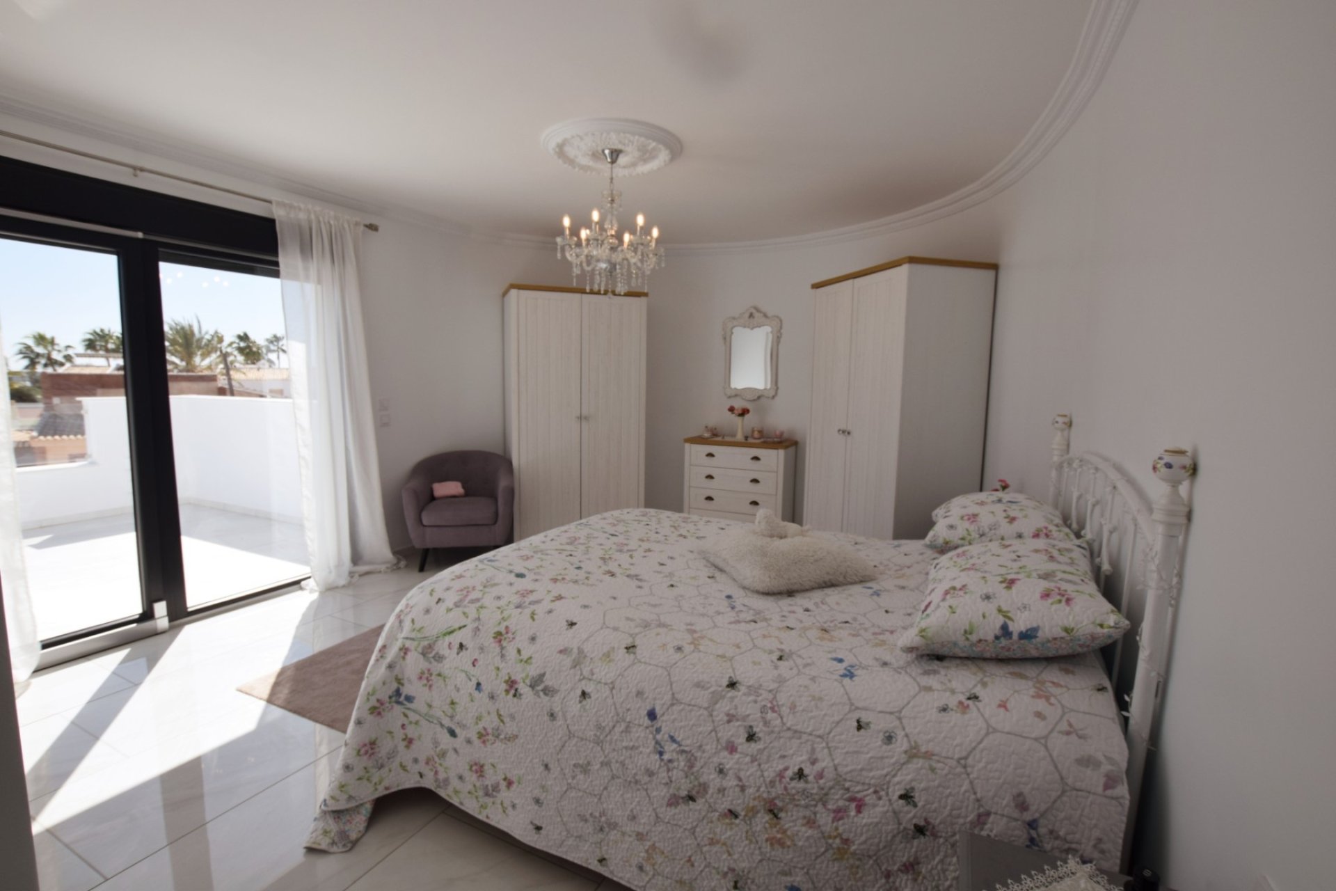 Resale - Villa -
Ciudad Quesada