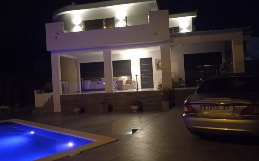 Resale - Villa -
Ciudad Quesada