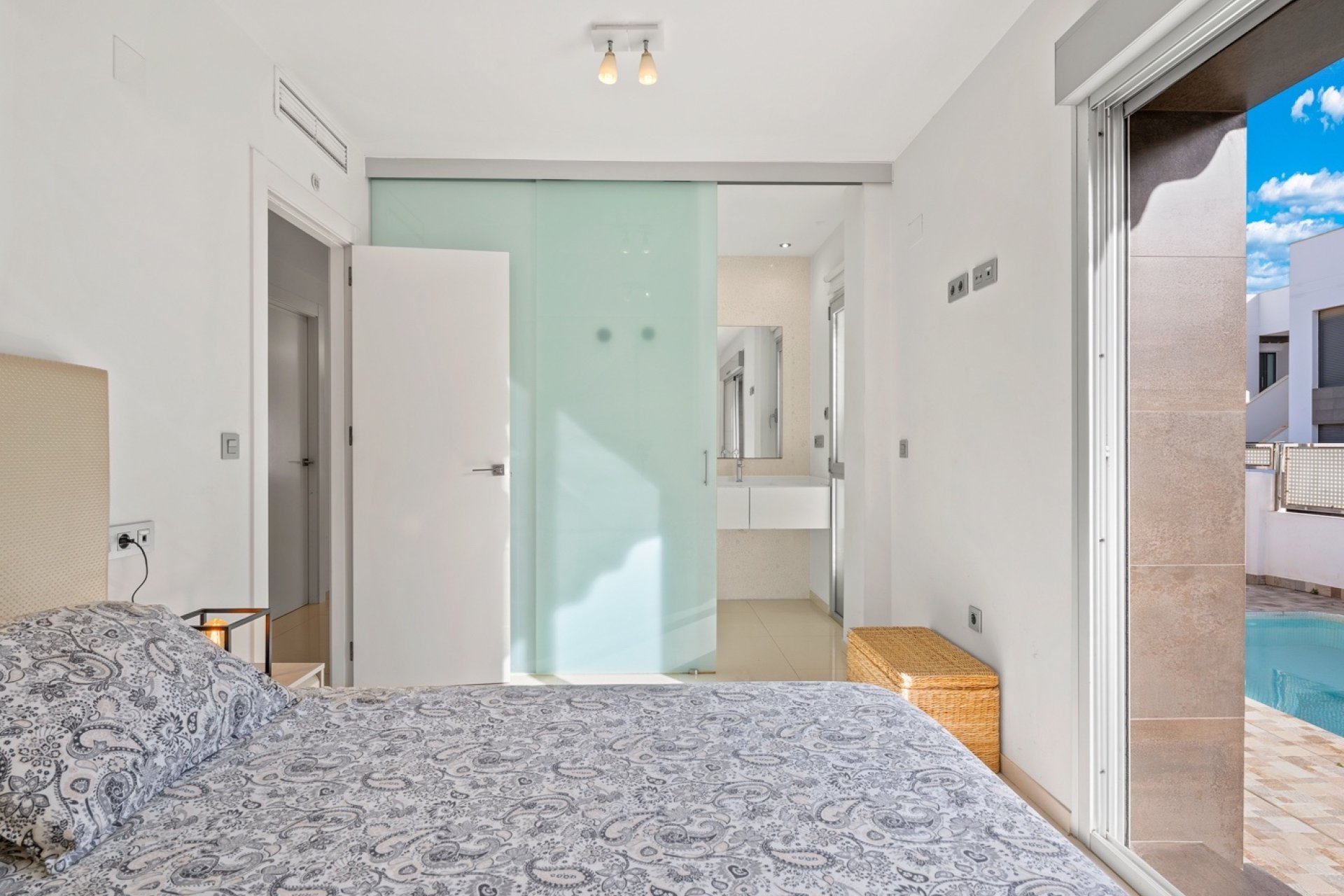 Resale - Villa -
Ciudad Quesada