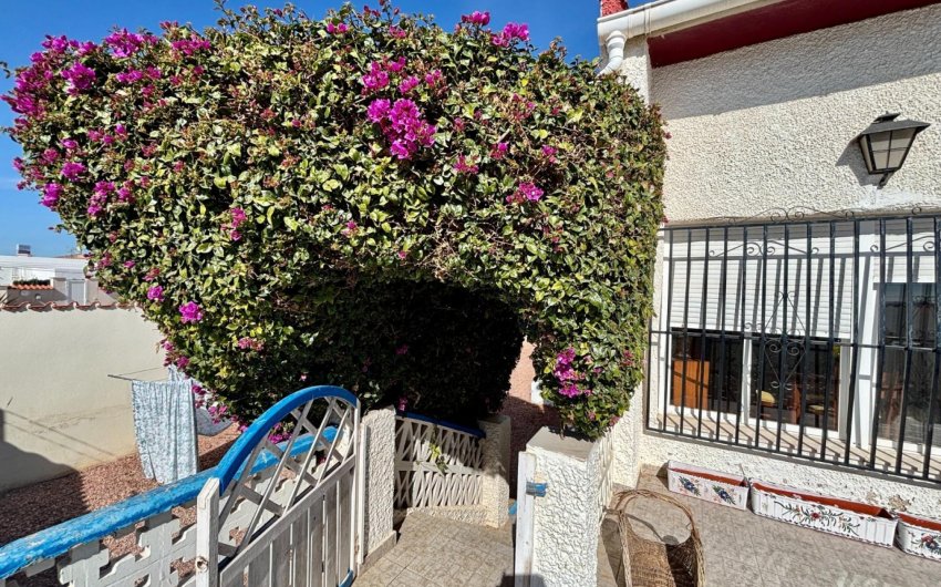 Resale - Villa -
Ciudad Quesada