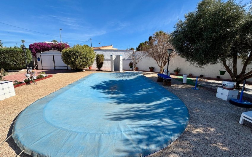 Resale - Villa -
Ciudad Quesada