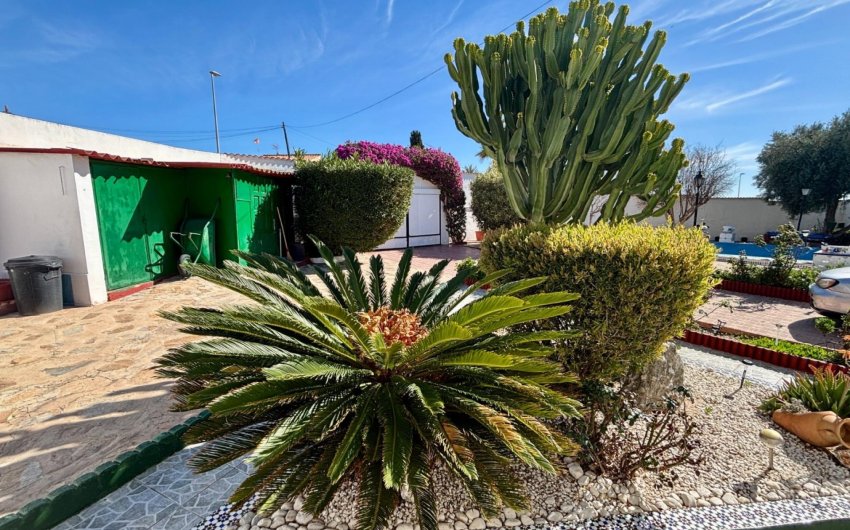 Resale - Villa -
Ciudad Quesada