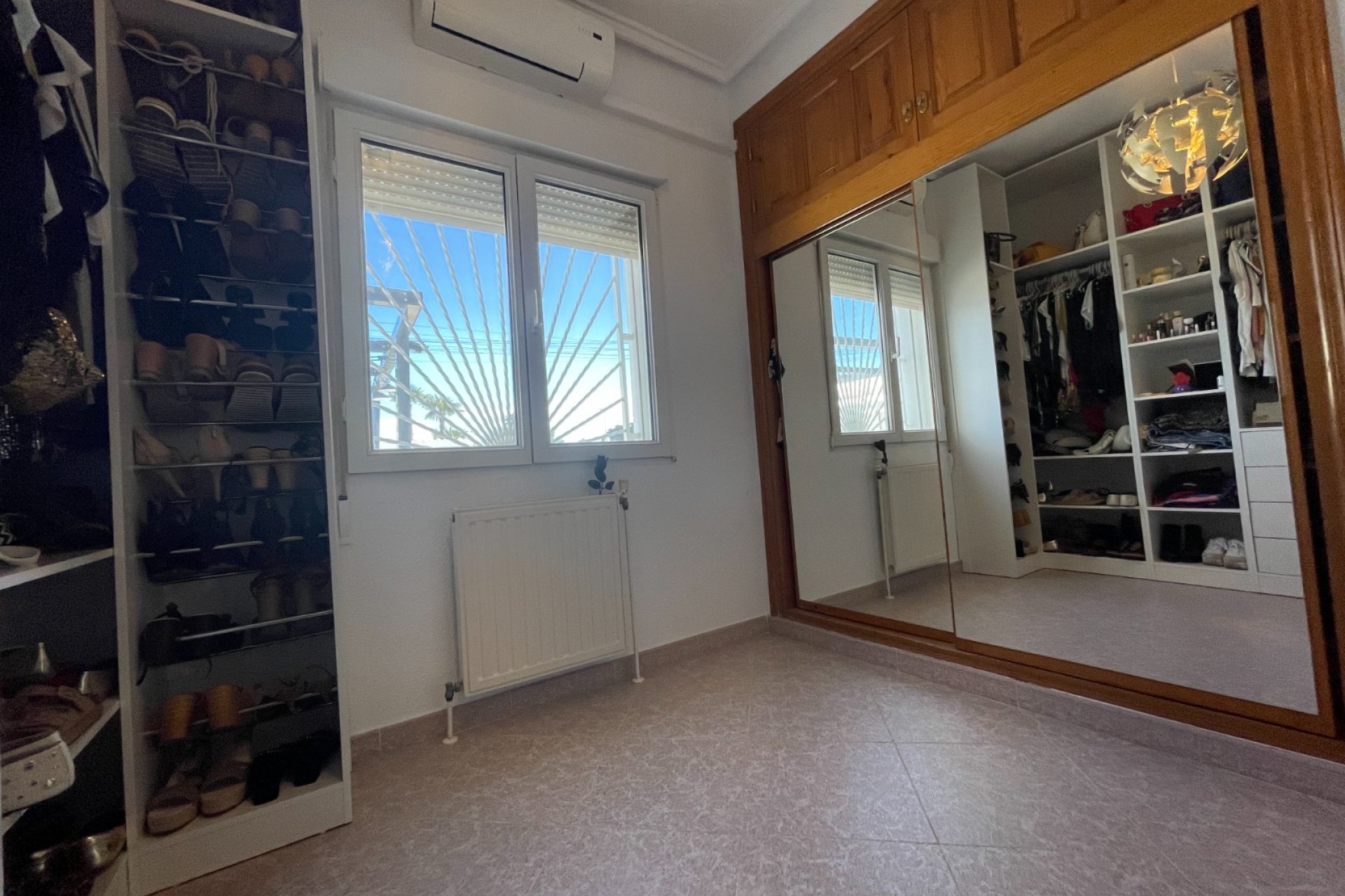 Resale - Villa -
Ciudad Quesada