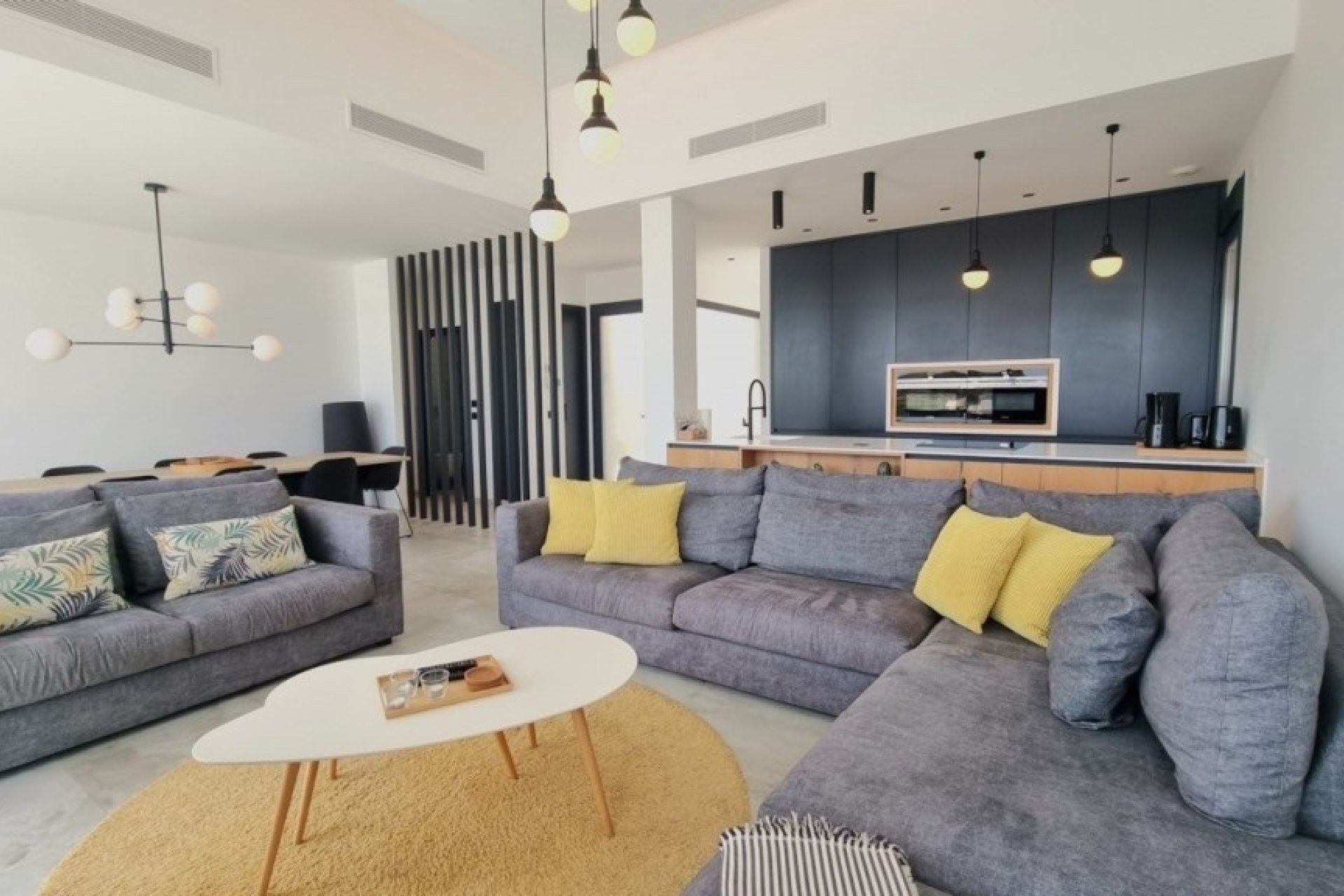 Resale - Villa -
Ciudad Quesada