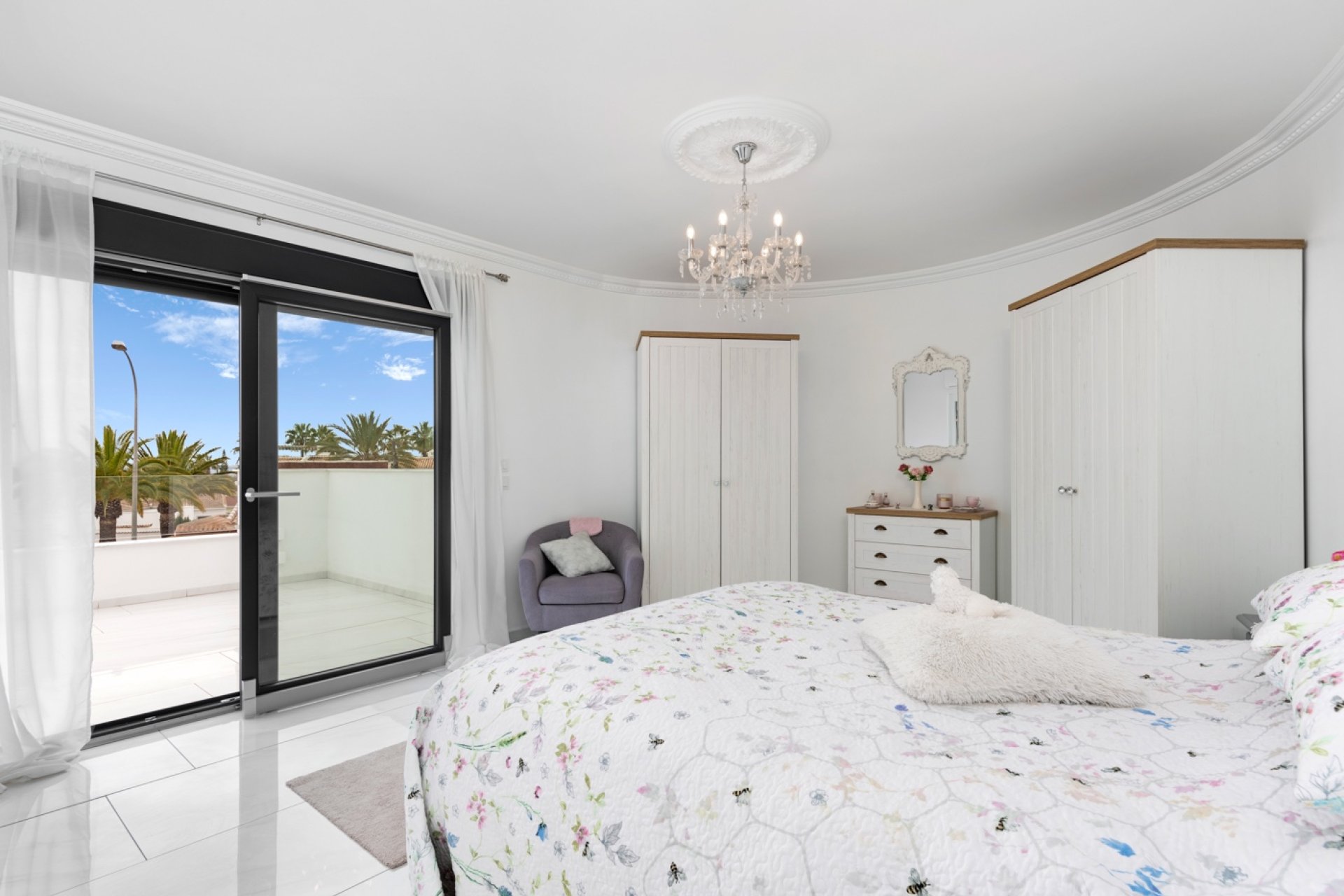 Resale - Villa -
Ciudad Quesada