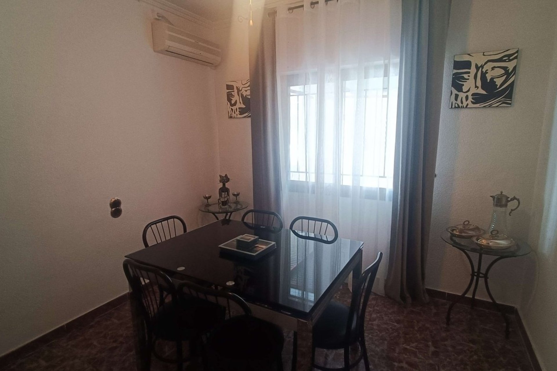 Resale - Villa -
Crevillent - Inland