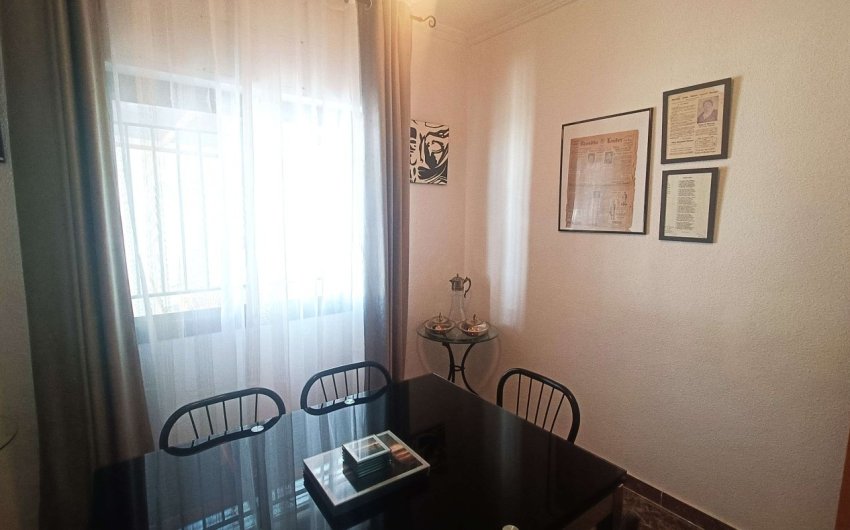 Resale - Villa -
Crevillent - Inland