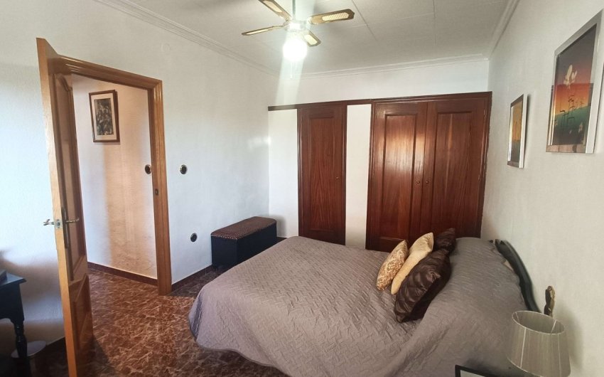 Resale - Villa -
Crevillent - Inland