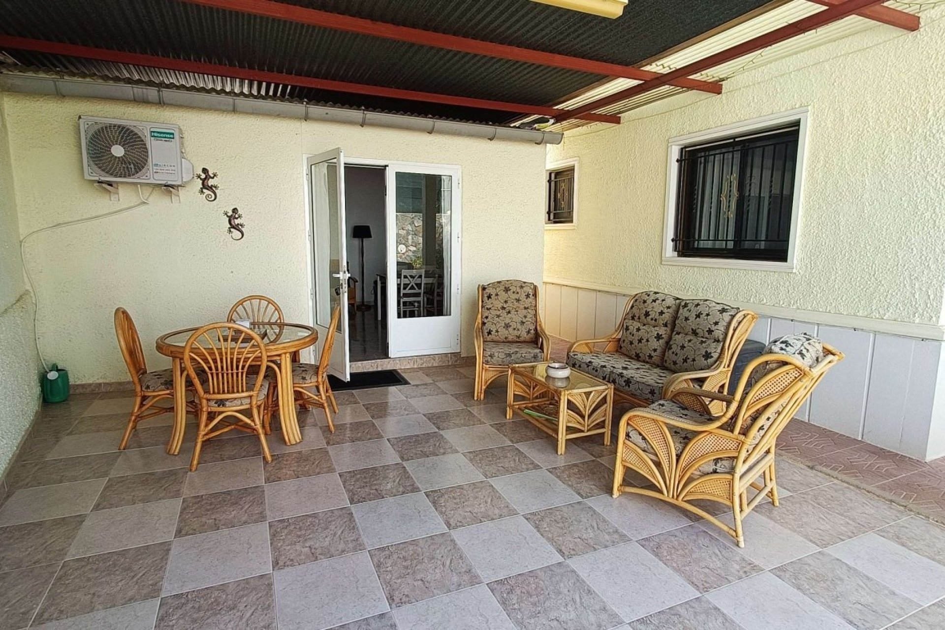 Resale - Villa -
Crevillent - Inland