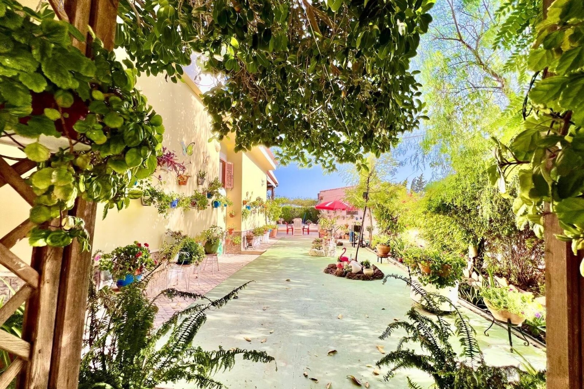 Resale - Villa -
Daya Vieja - Costa Blanca Sur