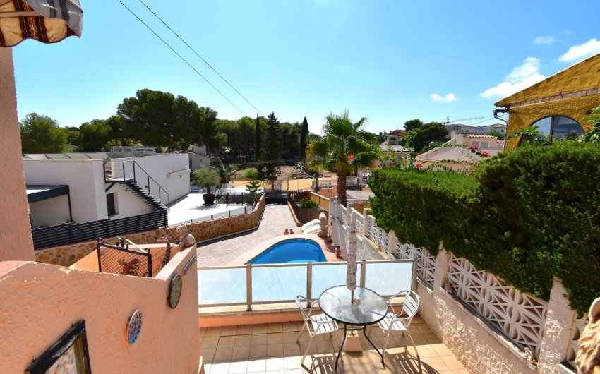 Resale - Villa (detached) -
Orihuela Costa - Los Balcones